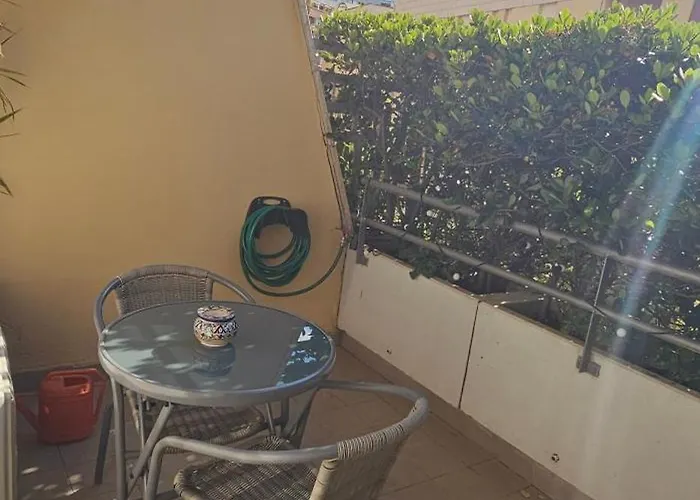 Acomodação com café da manhã  Stanza Classica Eur Tintoretto 4*